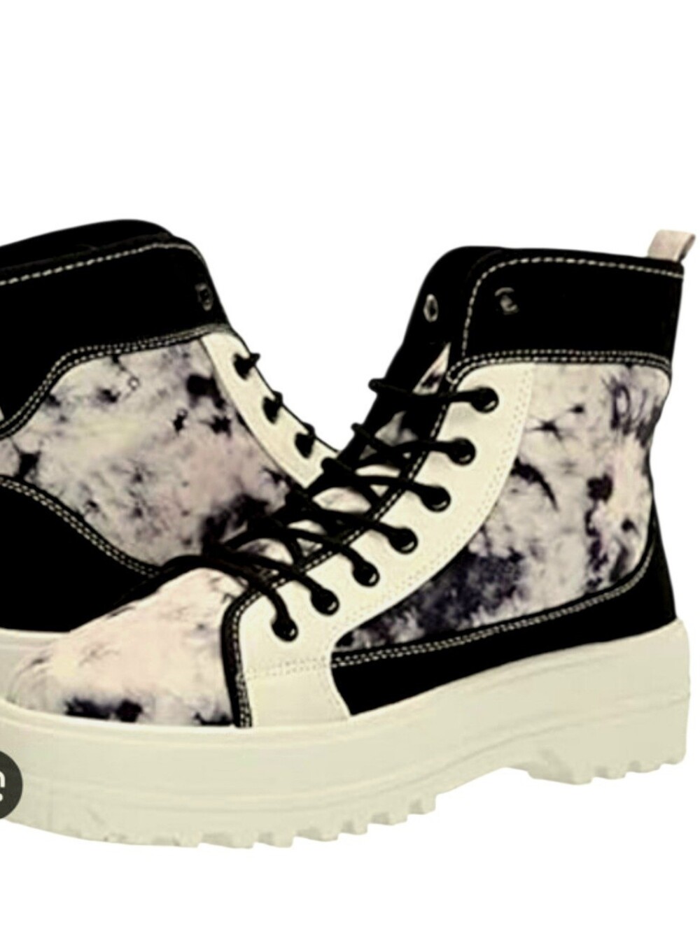 Yoki High-Top Tie-Dye Lace Up Lugg Sole Sneaker Booties in Black & Cream 8.5